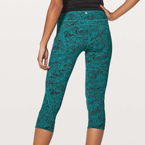 New Lululemon In Movement Crop Leggings 6 Everlux 19" Kitakami Spirit Green - Picture 2 of 5